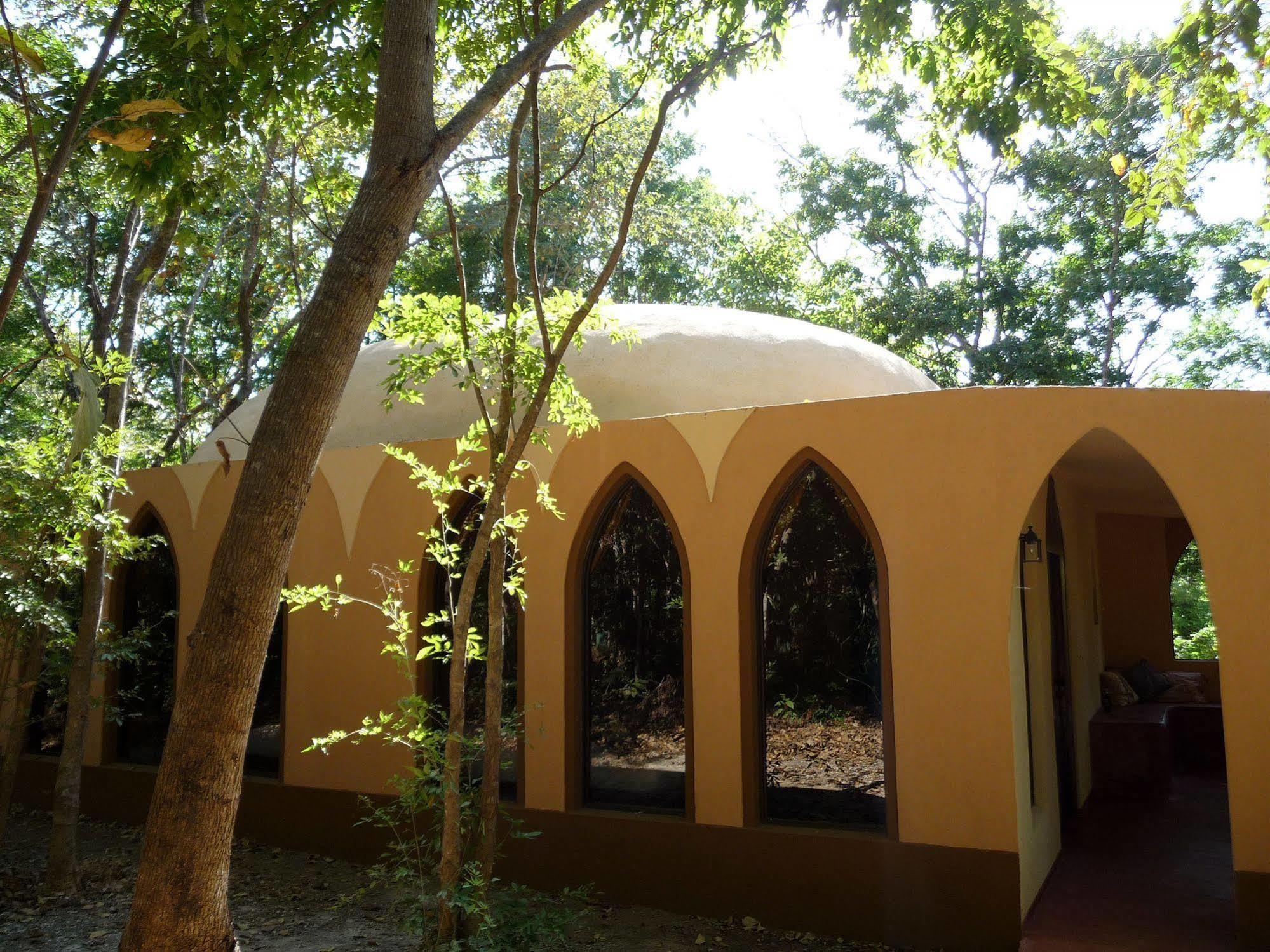 Mundo Milo Eco Lodge Параисо Экстерьер фото